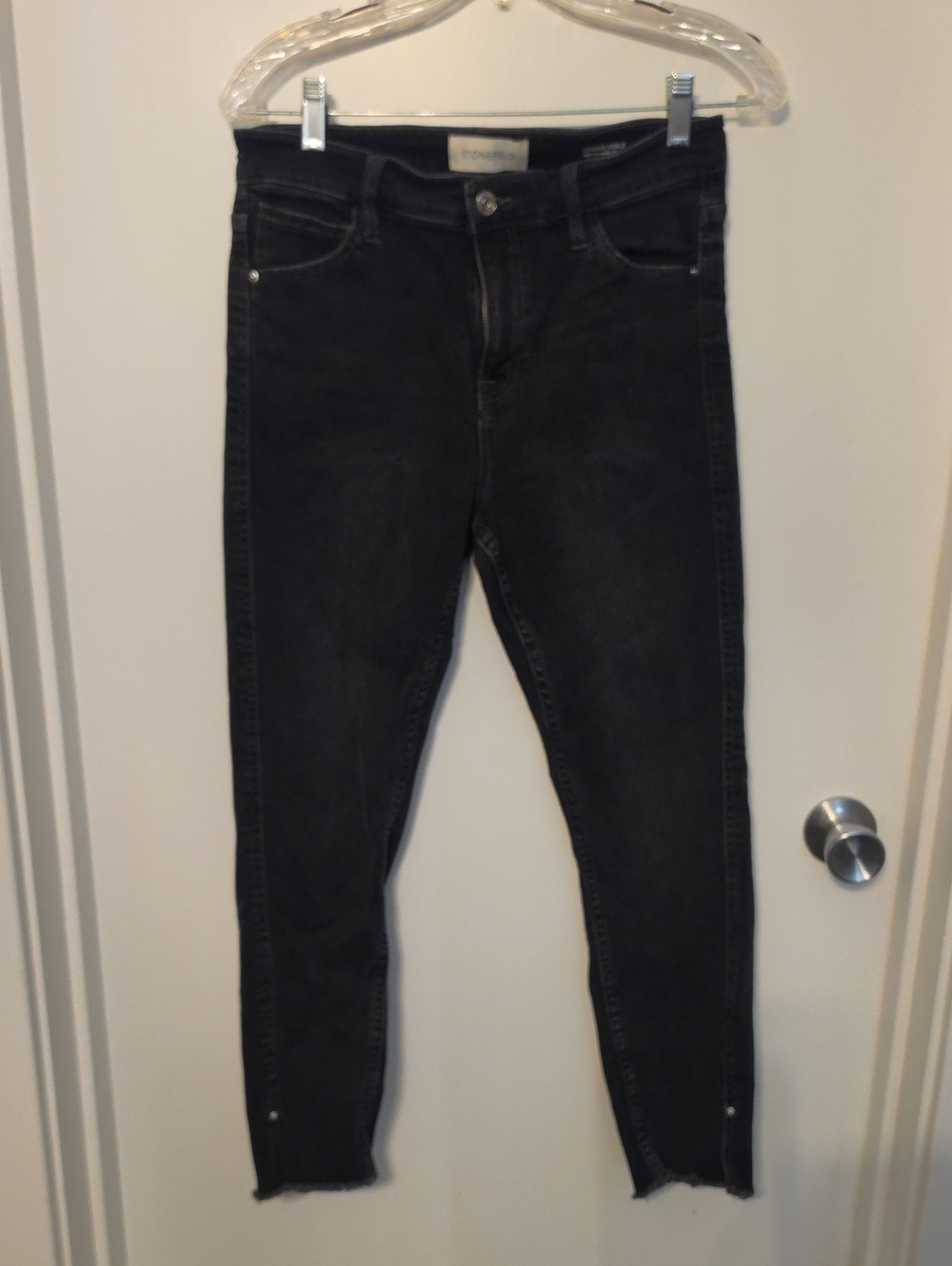Black High-Rise Skinny Jeans with Raw Hem